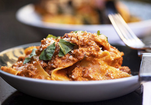 Exploring the Best Neighborhoods in St. Louis for Food Lovers